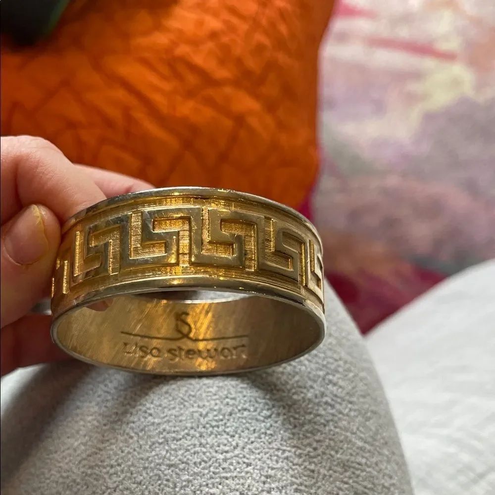 Gold Bracelet - Picture 1 of 1